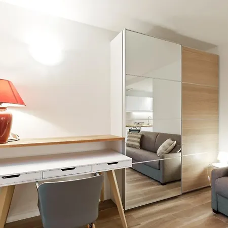 Appartement Charming Studio Close To Eiffel Tower By Guestready