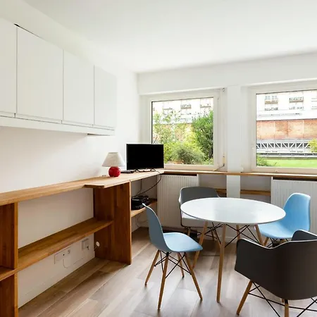 Appartement Charming Studio Close To Eiffel Tower By Guestready *